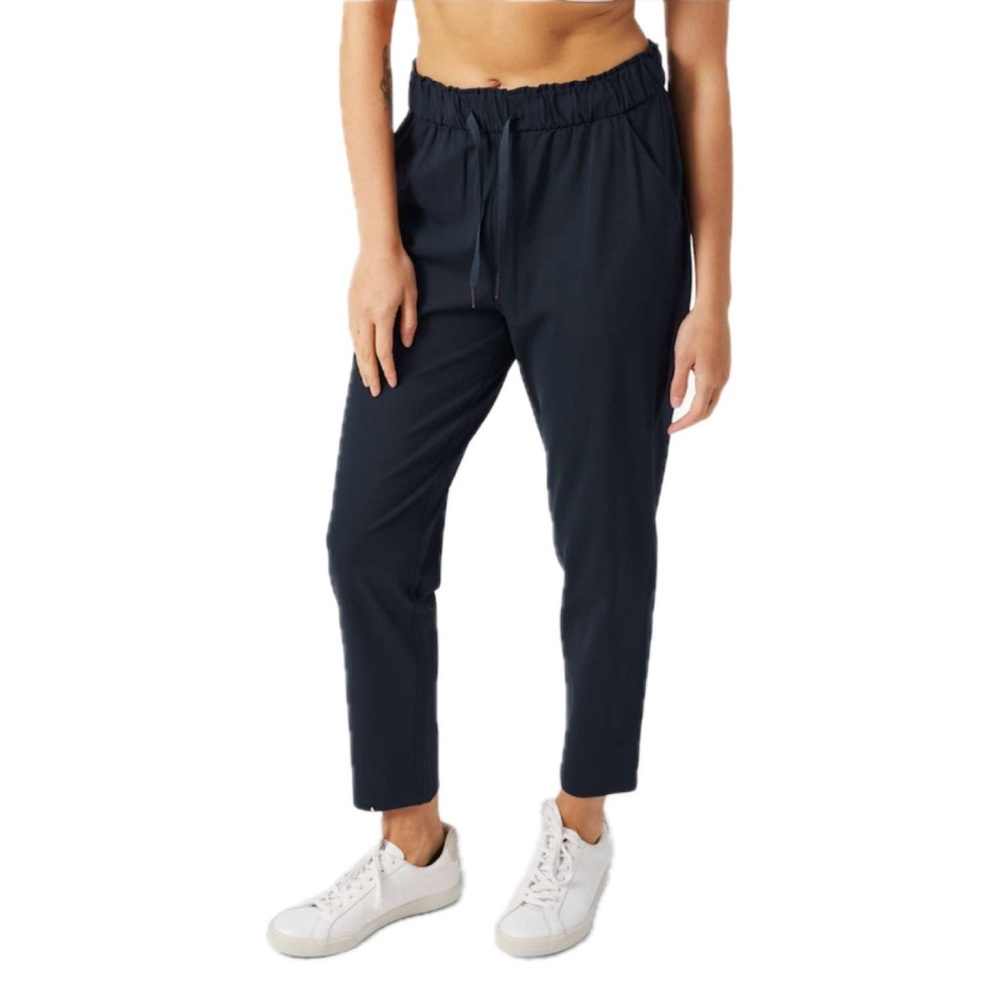 Lululemon Keep Moving Pant 7/8 High-Rise, True Navy, Size 10